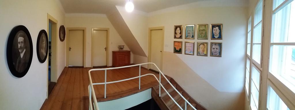 Familiehuis Fuchs Horni Branna Exteriér fotografie